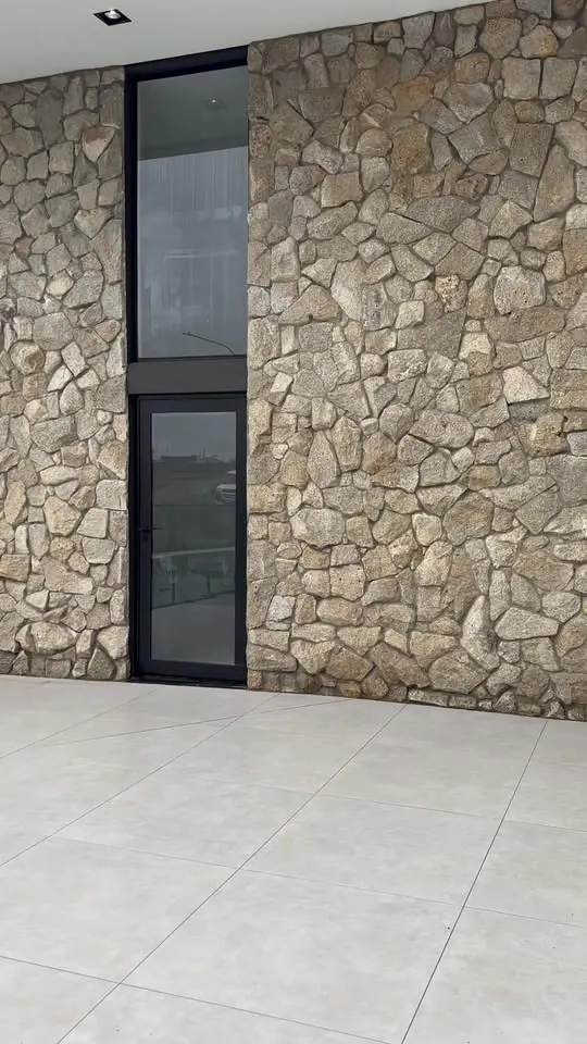Esquadria de alumínio